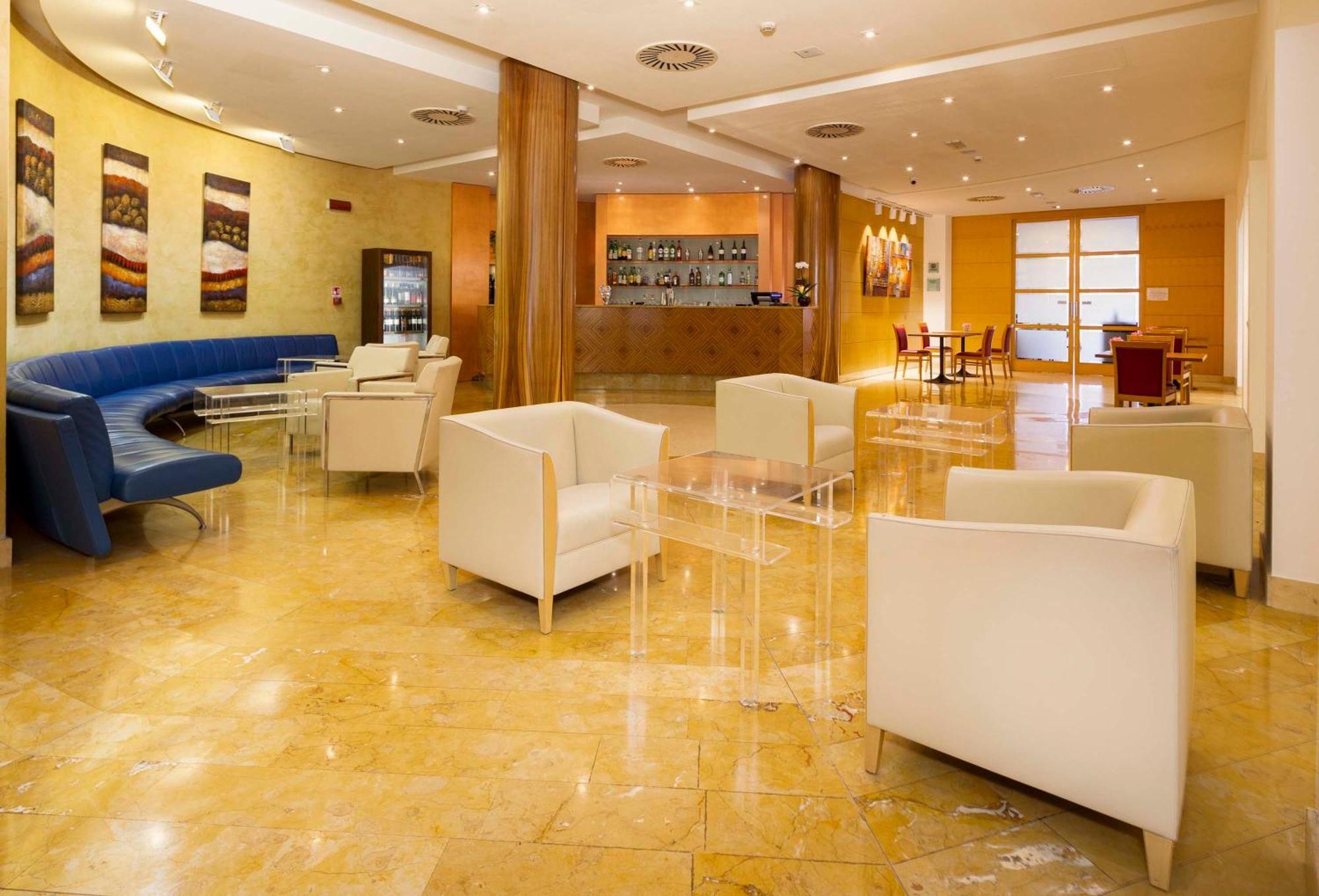 Crowne Plaza Venice East By Ihg Hotel