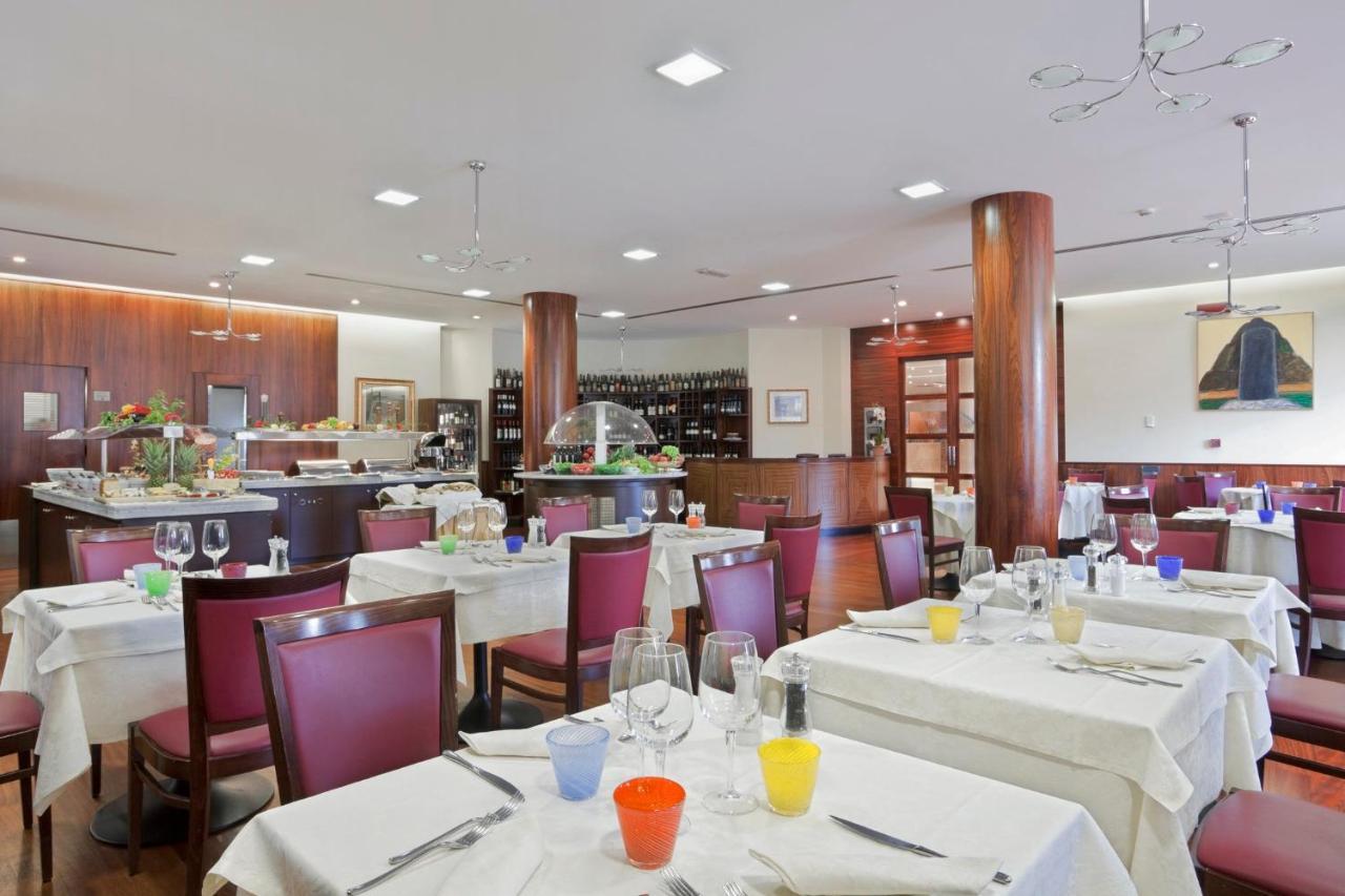 Crowne Plaza Venice East By Ihg 4*