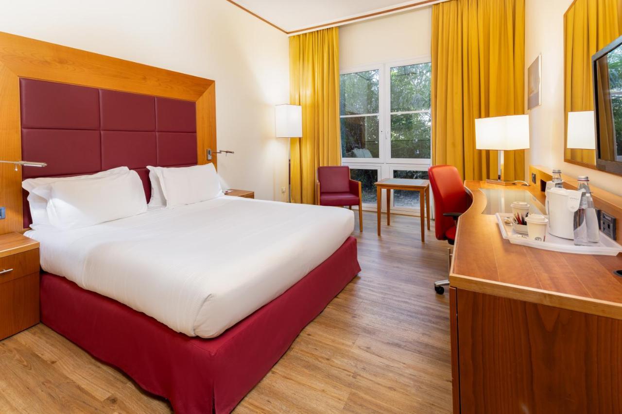Crowne Plaza Venice East By Ihg 4*